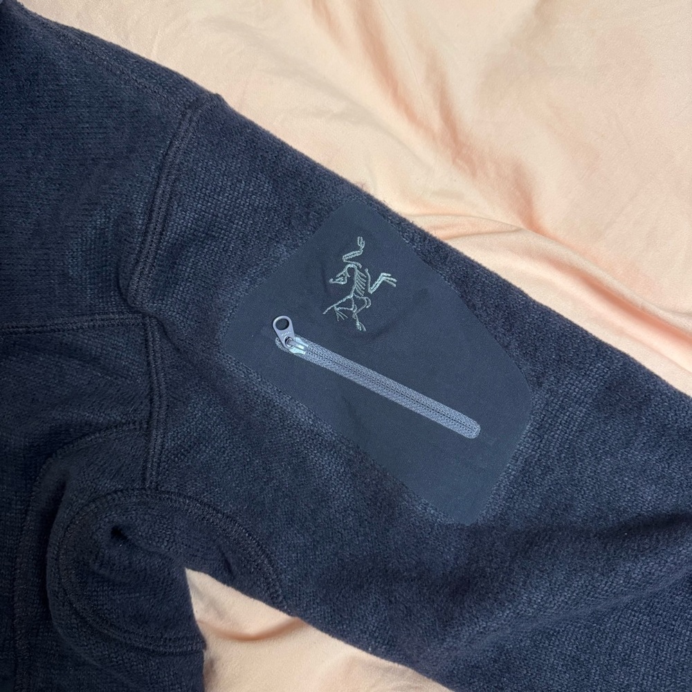 Arc’teryx Covert Cardigan Dark Purple - Women’s Medium - Picture 7 of 11